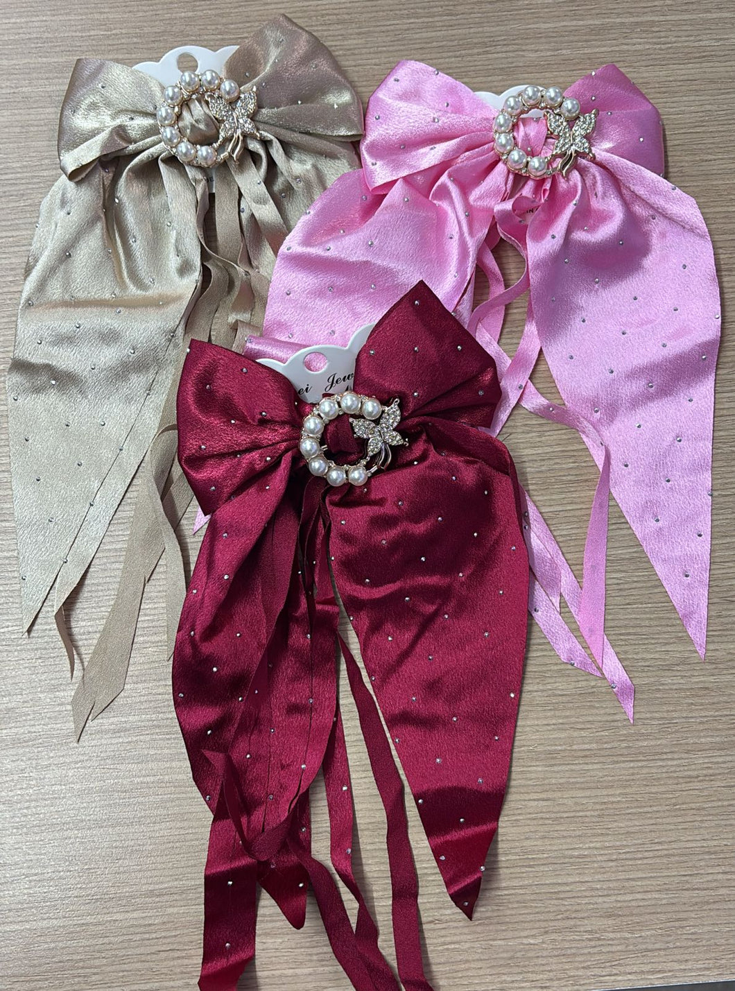 L2-L4 MOÑO CON ADORNOS DE PERLAS 12PZ