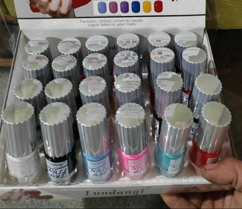 F3 ESMALTE 011 24PZ