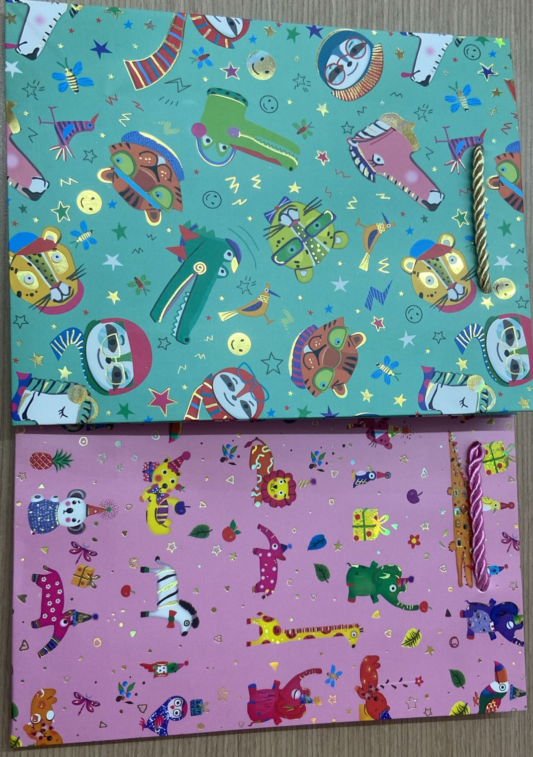 GG2 BOLSA DE REGALO CHICA J1  12PZ